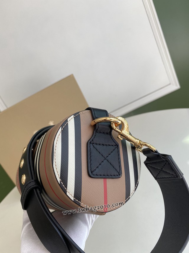 Burberry專門店新款圓筒圓柱形迷你包 巴寶莉Vintage復古格紋棉寬肩帶小挎包 yxb1362